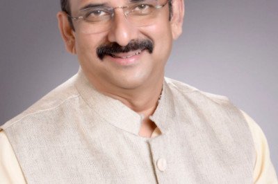 ईडी द्वारा छत्तीसगढ में दो हजार करोड़ के शराब घोटाले को उजागर किए जाने पर भाजपा जिलाध्यक्ष डॉ राजीव सिंह ने कांग्रेस सरकार पर बोला हमला, कहा भूपेश बघेल इस्तीफा दे