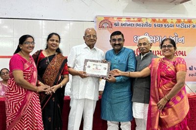 कच्छ कड़वा पाटीदार समाज ने नवीन पटेल को छत्तीसगढ गौरव प्रदान किया…. भारतीय खाद्य निगम के सदस्य बनाए जाने के कारण किया सम्मान