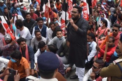 कोरबा बिग न्यूज़,,,,आखिरकार जिलाबदर के मामले में दिलीप मिरी को सुप्रीम कोर्ट से मिली बड़ी राहत , कोरबा कलेक्टर के आदेश पर लगाया स्टे……