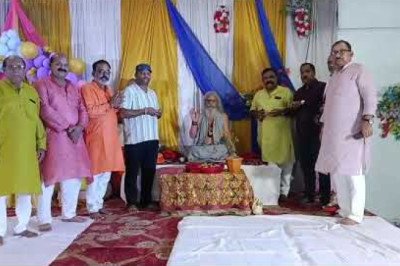 कोरबा न्यूज़,,, विश्व प्रसिद्ध देवहरा बाबा के शिष्य श्री श्री 1008 जगदीश दास मंहत जी कोरबा प्रवास पर,,, राम जानकी मंदिर में अखंड हनुमान चालीसा हुआ शुरू