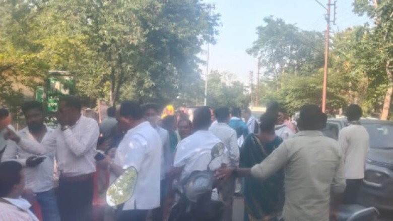 अरे कोरबा में फर्जी मतदान का प्रयास पर आपस में उलझे समर्थक.. और फिर