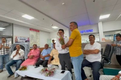 पूर्वांचल विकास समिति और ओजोन न्यूरो सेंटर ने आयोजित किया रक्तदान शिविर ,बड़ी संख्या में लोगों ने किया रक्तदान